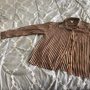 Blouse with shoulders out